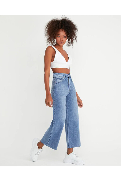 W1550 BUZ MAVİ YÜKSEK BEL KISA PAÇA JEAN