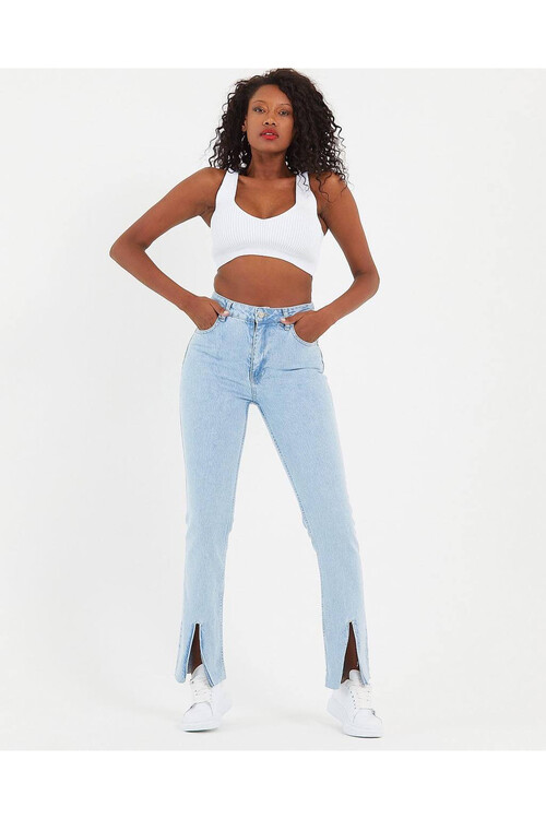 W1570 ÖNDEN YIRTMAÇLI JEAN 